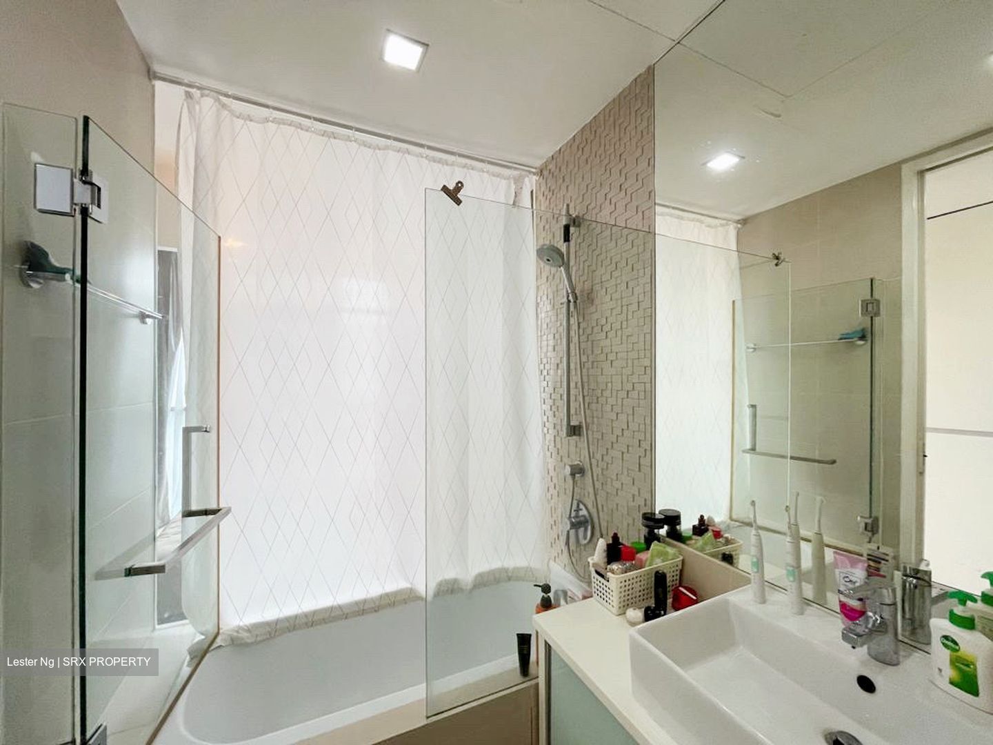 Cubik (D15), Apartment #380555911